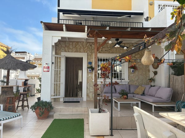 House in Algorfa - view 1