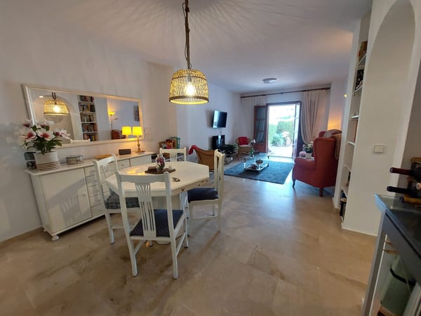 House in Estepona - view 1
