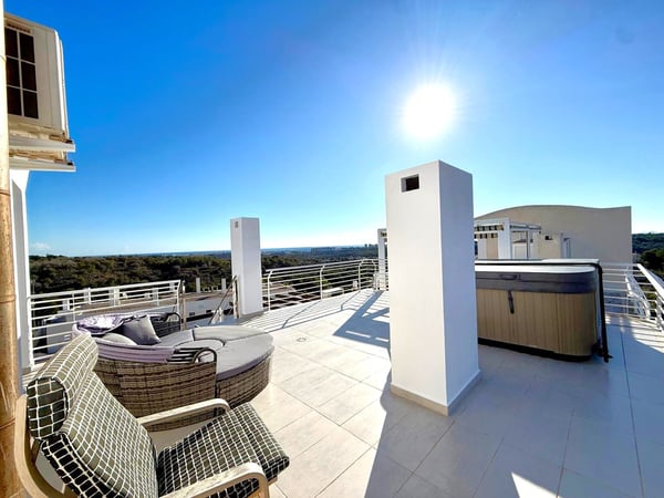 House in Urbanizacion los Balcones - view 1