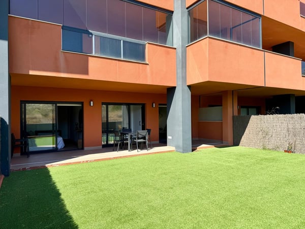 House in Villamartin - view 1
