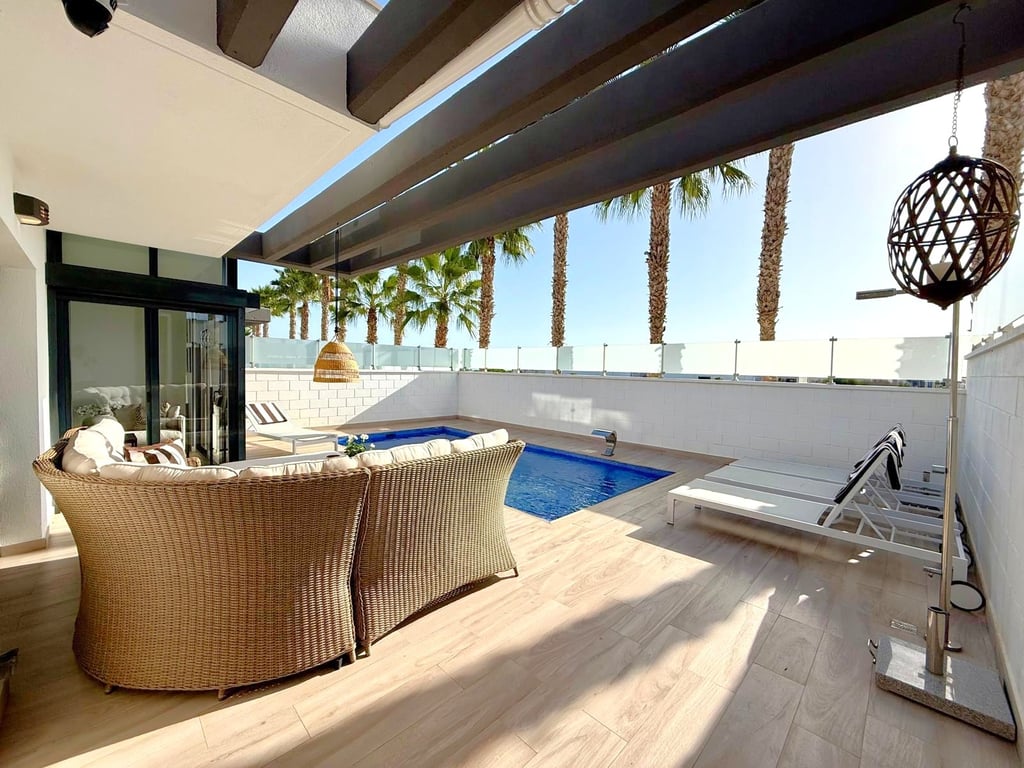 Villa in Los Dolses - Image 3