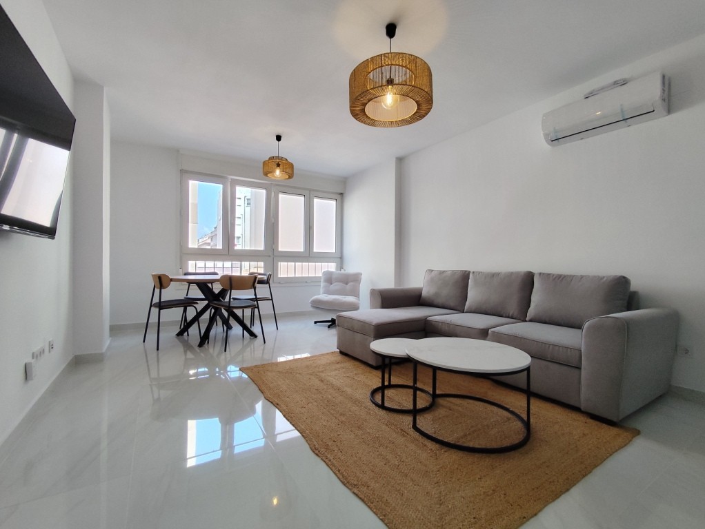 House in Torrevieja - Image 2