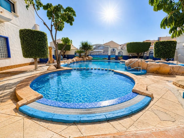 Apartment in La Zenia - view 1