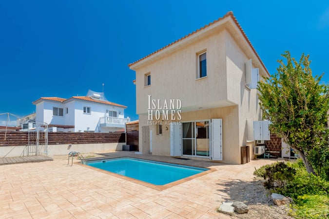 House in Xylofagou - view 1