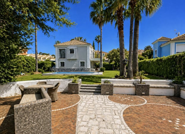 House in La Duquesa - view 1