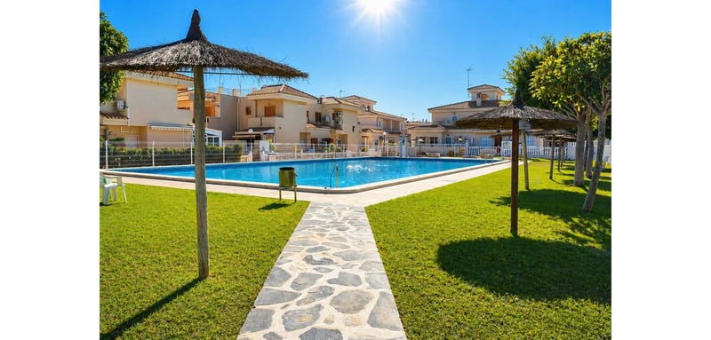Apartment in Playa Flamenca - view 1