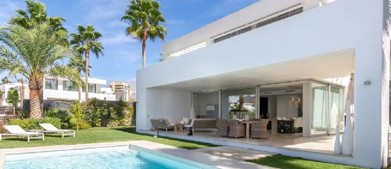 Villa in Marbella - view 1