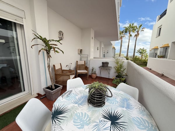 Apartment in Estepona - view 1