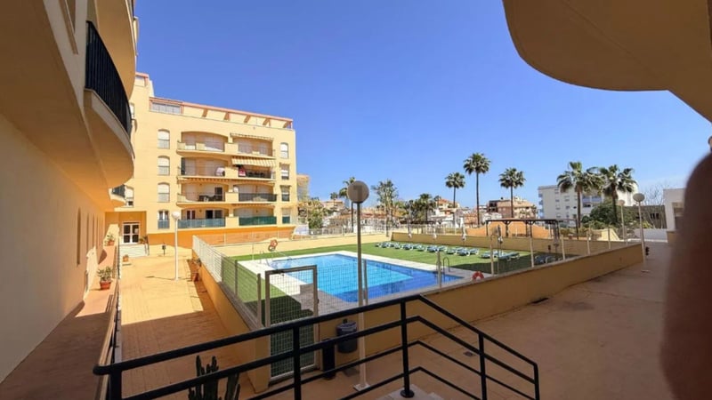 Apartment in Casares - view 1