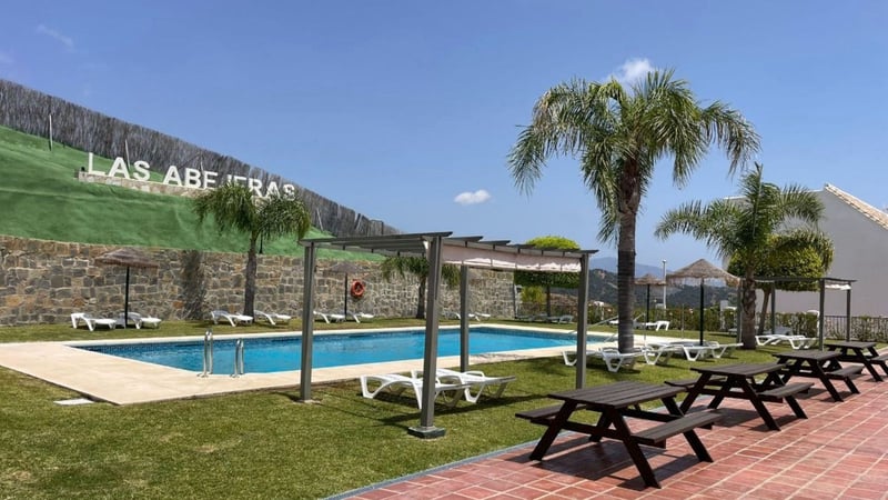 House in Estepona - view 1
