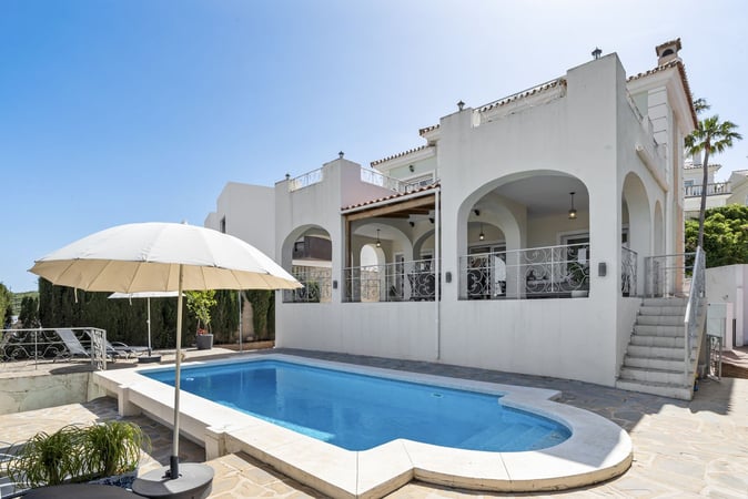 Villa in Mijas Costa - view 1
