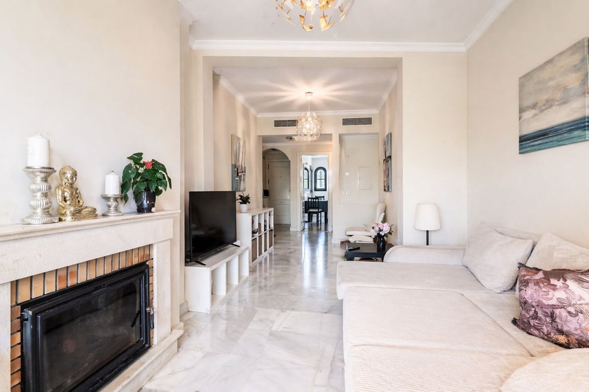 Apartment in Atalaya Isdabe - Image 2