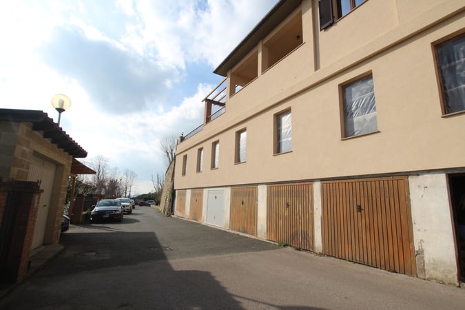 House in Volterra - view 1