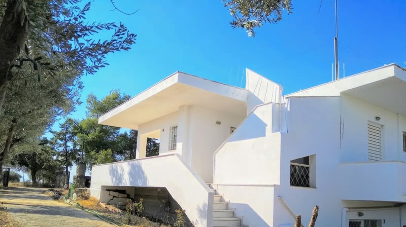 House in Amarynthos - view 1