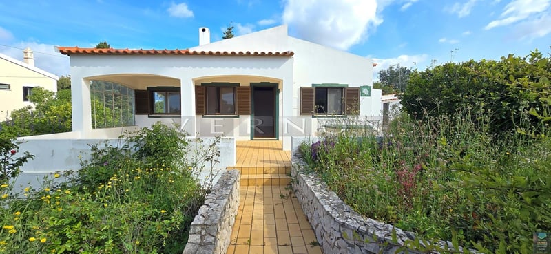 Villa in Carvoeiro - view 1