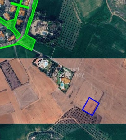 Land in Geri - view 1