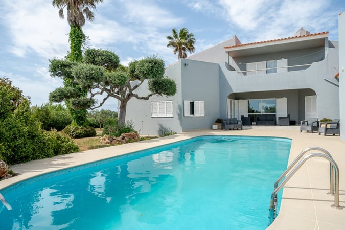 House in Guia - view 1