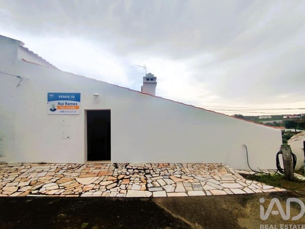 House in Orada - view 1