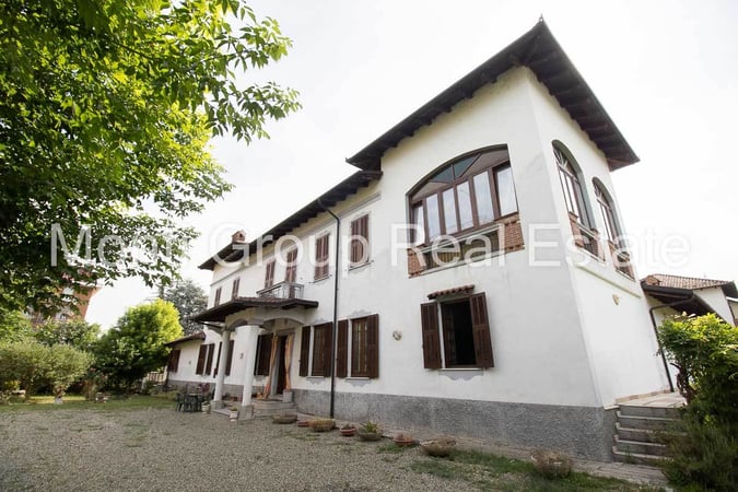 Villa in Visone - view 1