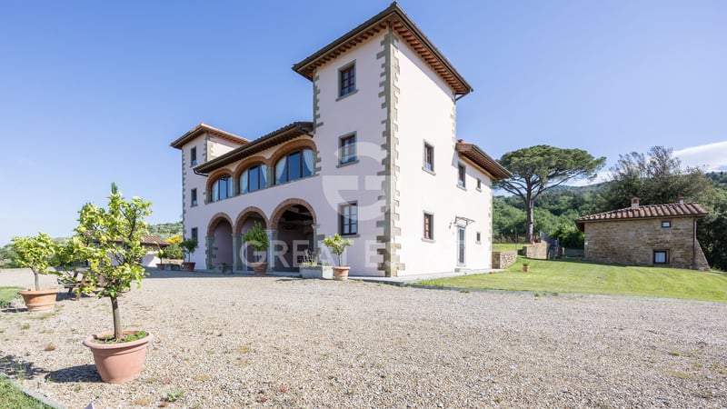 House in Loro Ciuffenna - view 1