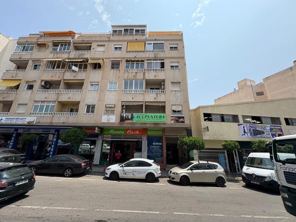 Apartment in Torrevieja - view 1