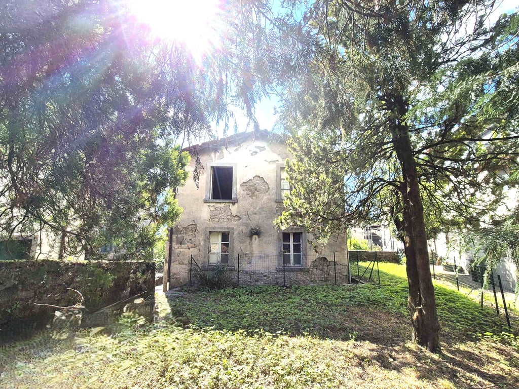 House in Castiglione di Garfagnana - Image 3