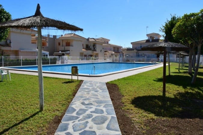 Apartment in Dehesa de Campoamor - view 1