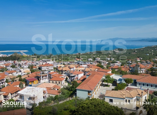 Land in Kyparissia - view 1