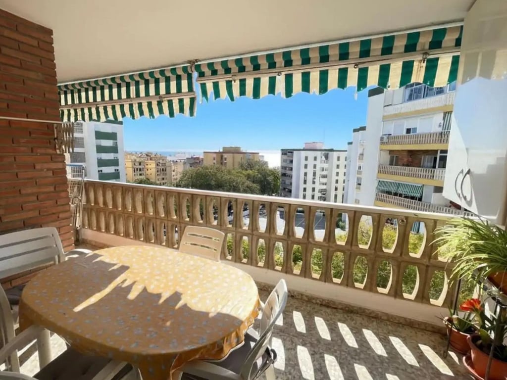 Apartment in Marbella - Image 2