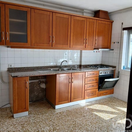 Apartment in Tavarede - view 1