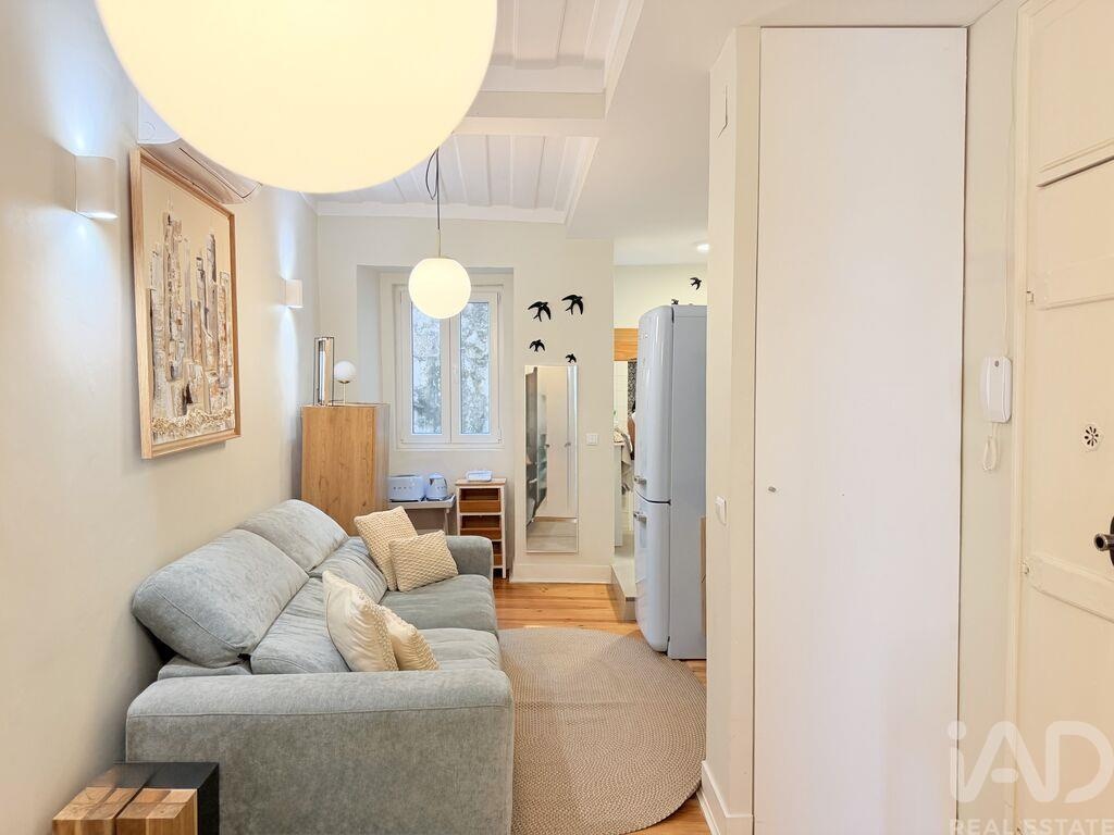 Apartment in Santa Maria Maior - Image 3
