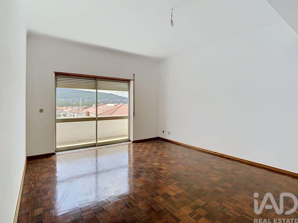 Apartment in Porto de Mos - Image 3