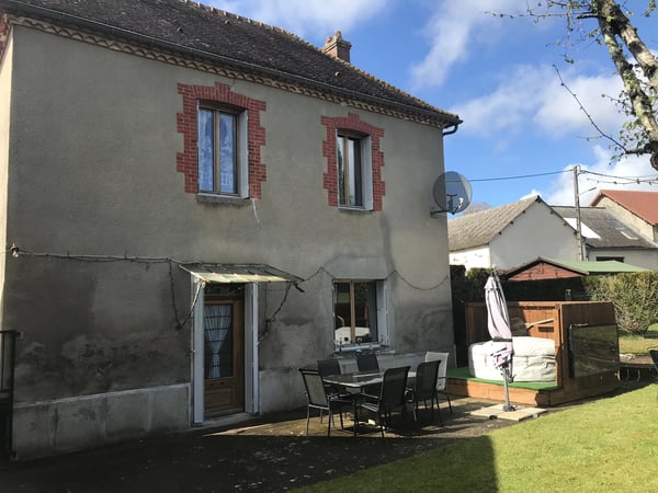 House in Lussac-les-Eglises - view 1