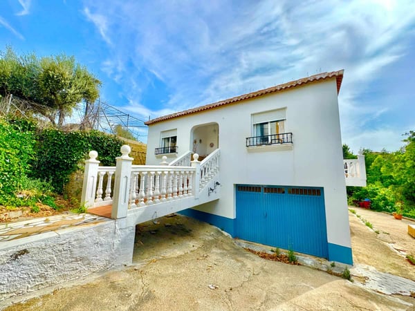 Villa in Cadiar - view 1