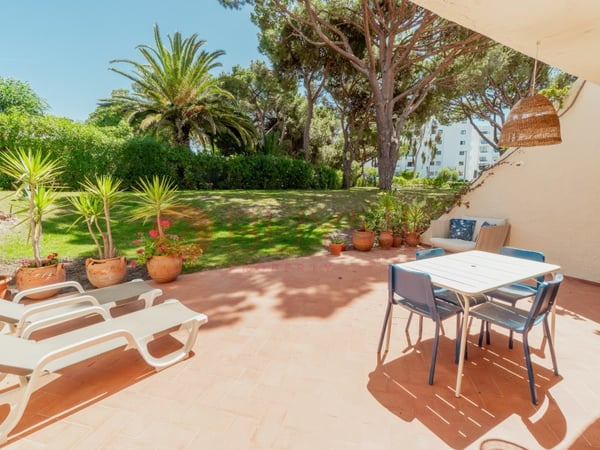 Apartment in Quarteira - view 1
