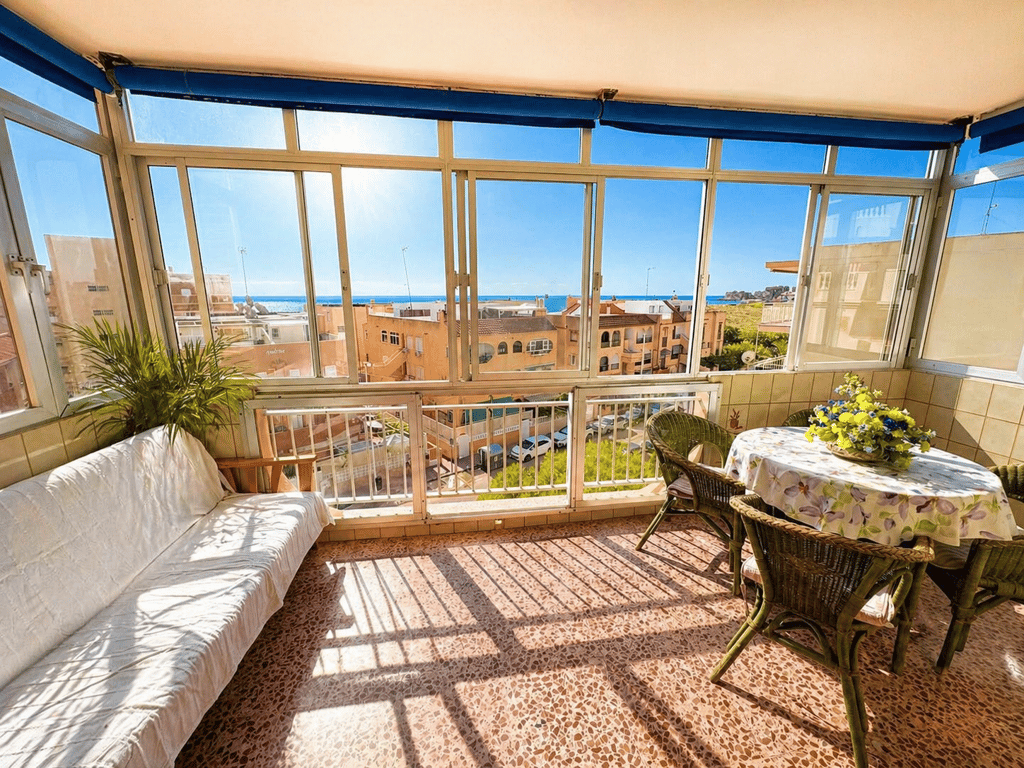 Apartment in Torrelamata - Image 2