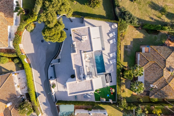 Villa in Marbella - view 1