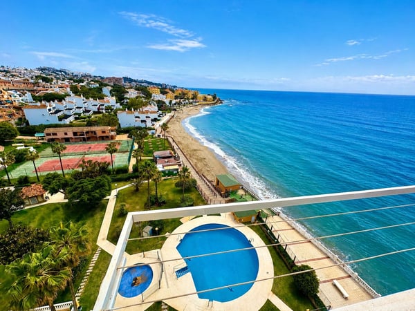 Apartment in Sitio de Calahonda - view 1