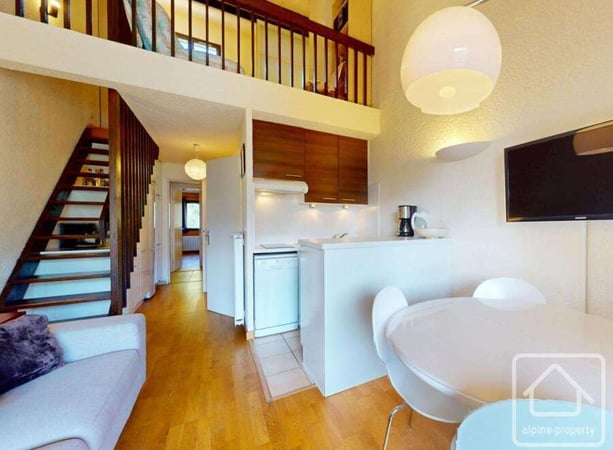 Apartment in Les Carroz-d'Araches - view 1