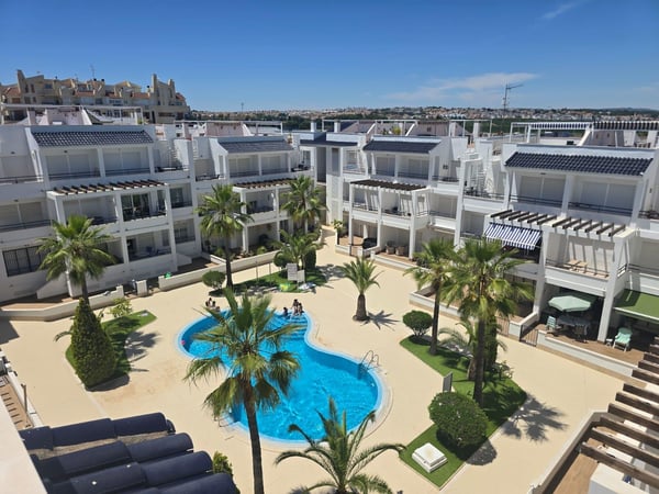 Penthouse in Torrevieja - view 1