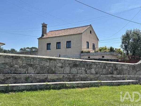 House in Esposende - view 1