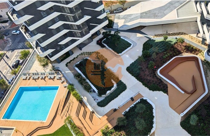 Apartment in Moscavide - view 1