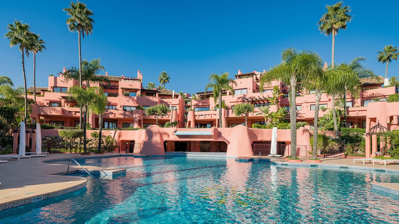 Penthouse in Estepona - view 1