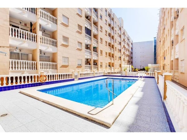 Apartment in Torrevieja - view 1