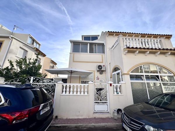 House in Playa Flamenca - view 1
