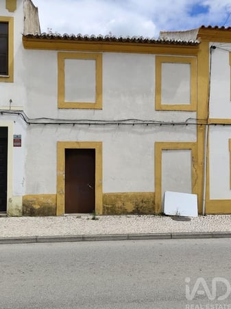 House in Concavada - view 1