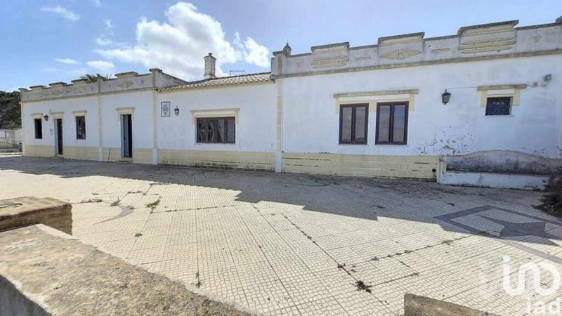 House in Pera - view 1