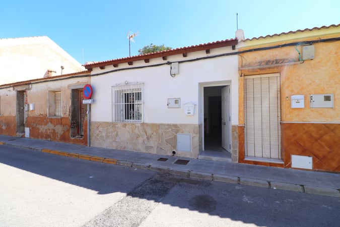 House in Benijofar - view 1