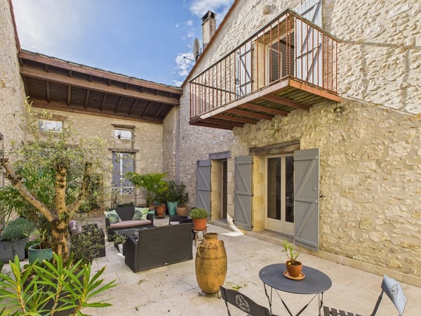 House in Eymet - view 1