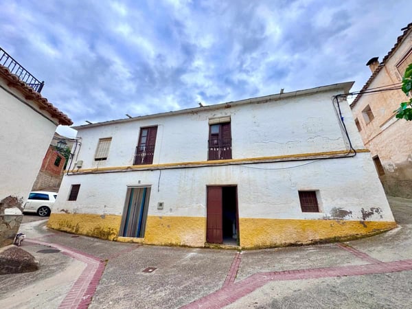 House in Jorairatar - view 1